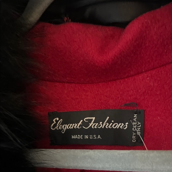 Elegant Vintage Long Red Wool Coat with Black Fox Fur Collar Large - Picture 2 of 11